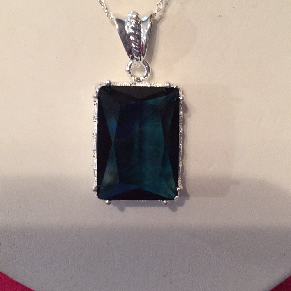 London Blue Topaz, Dark Blue Pendant